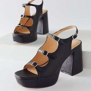 UO Willow Strappy Platform Heel in Black